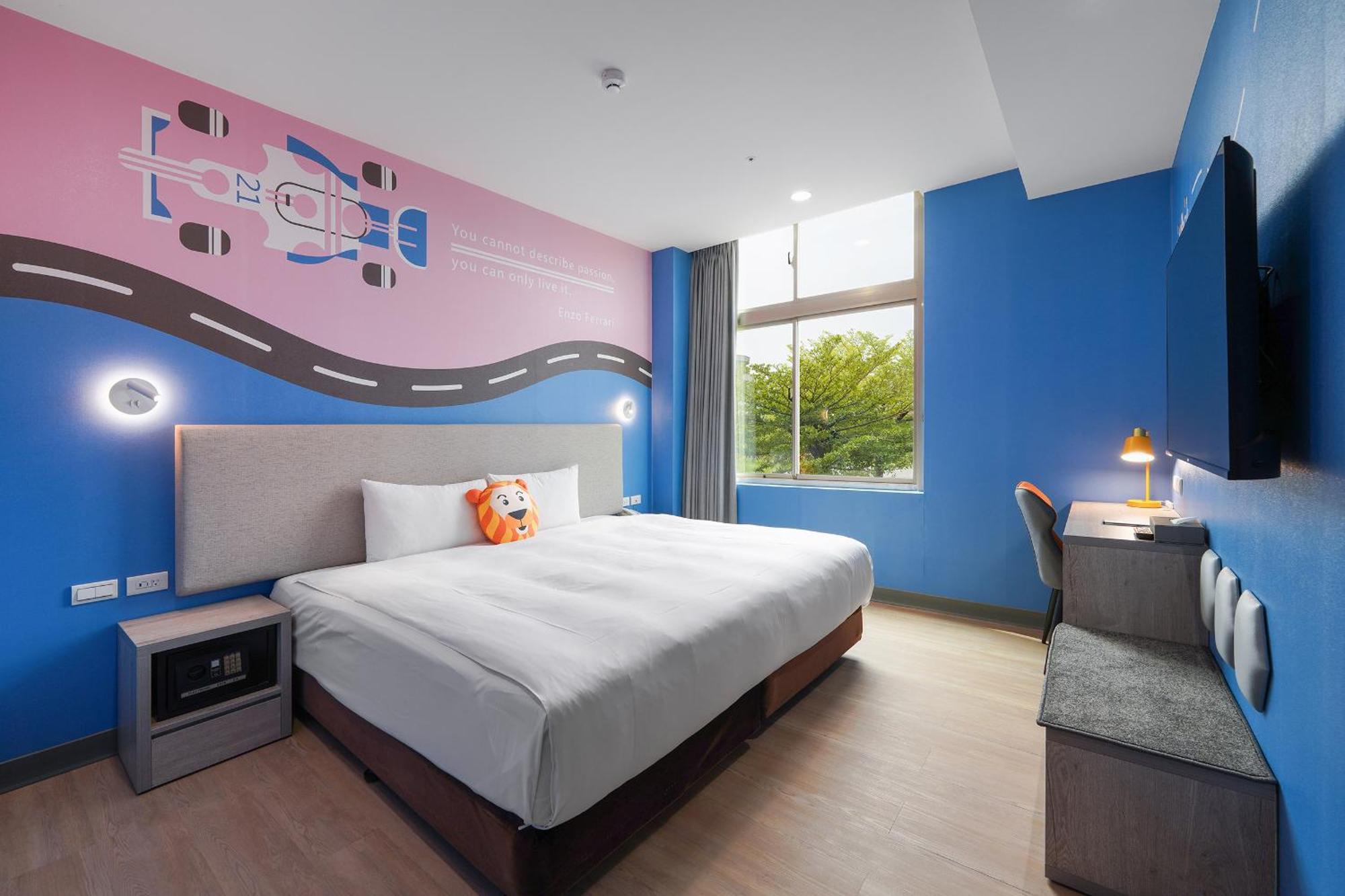 Holiday Garden Hotel Taroko Park Kaohsiung Buitenkant foto