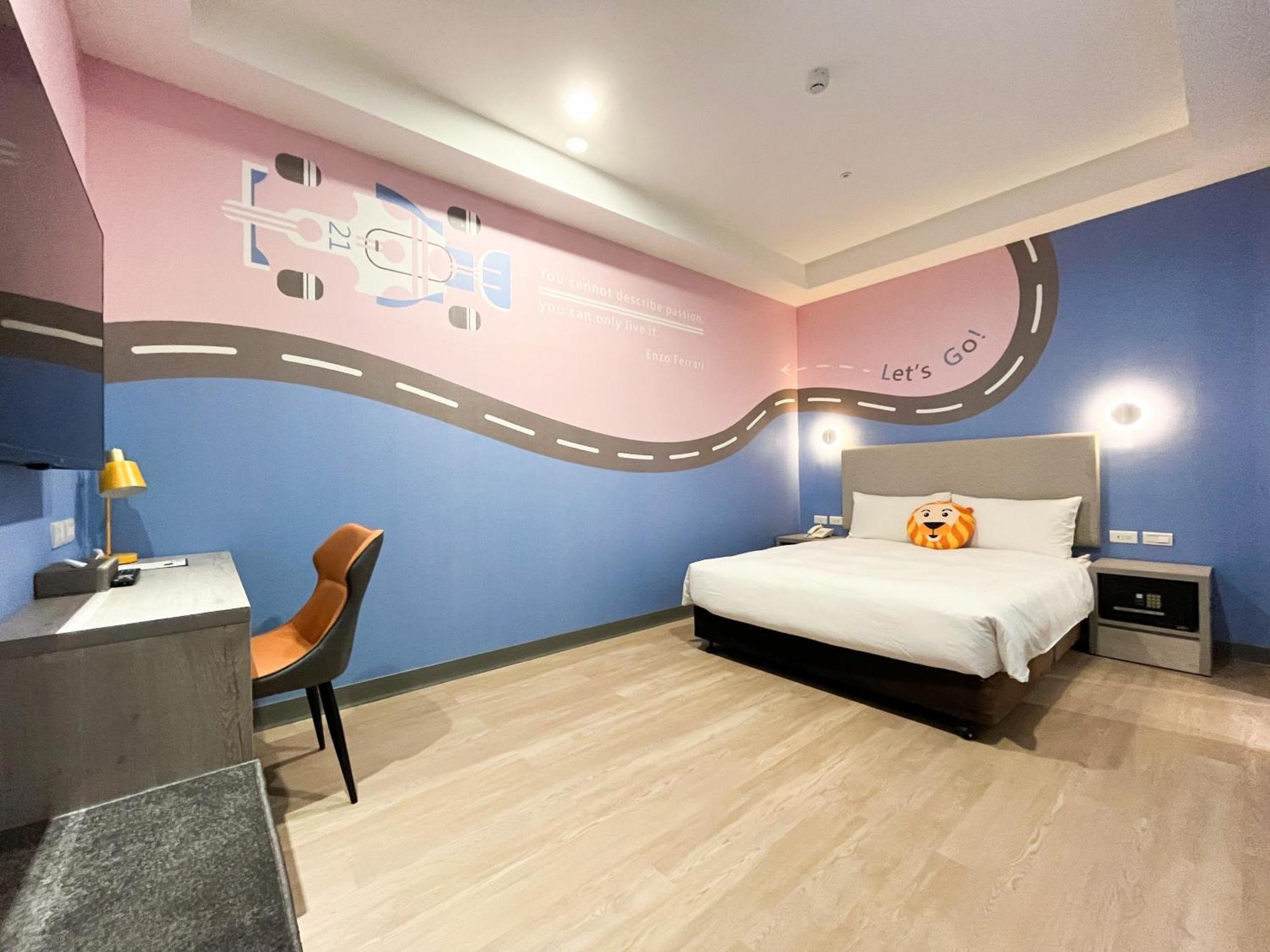 Holiday Garden Hotel Taroko Park Kaohsiung Buitenkant foto